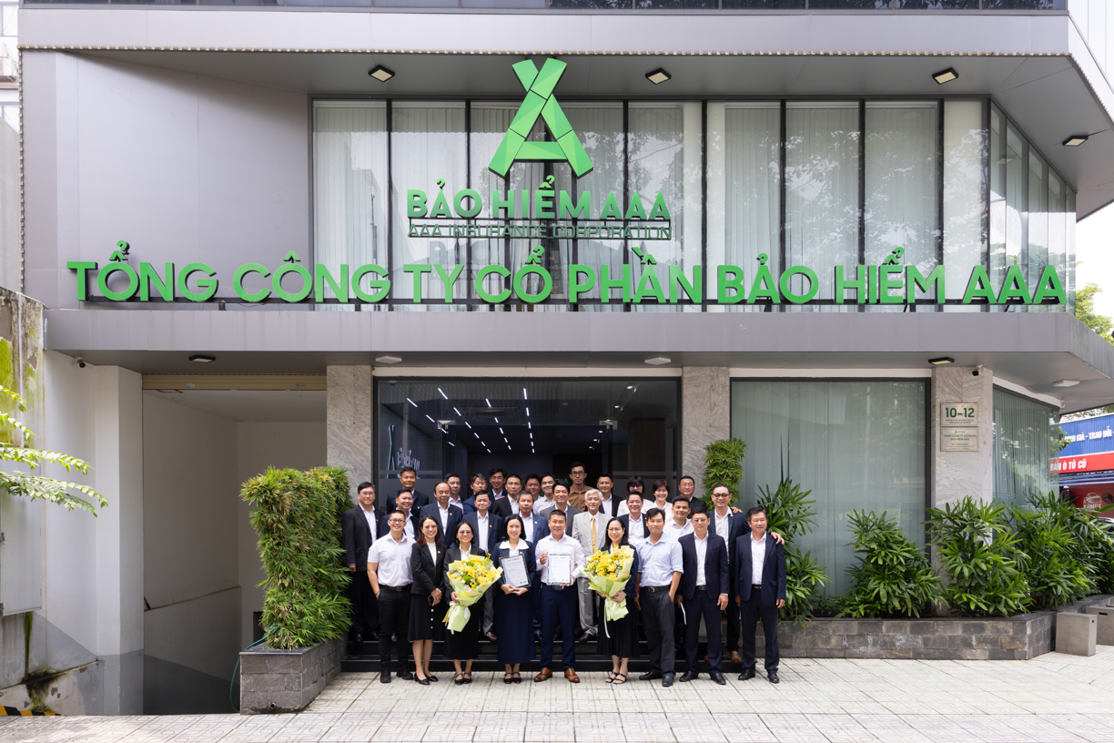 BẢO HIỂM AAA ĐẠT 2 CHỨNG NHẬN QUỐC TẾ VỀ CHẤT LƯỢNG DỊCH VỤ VÀ BẢO MẬT THÔNG TIN