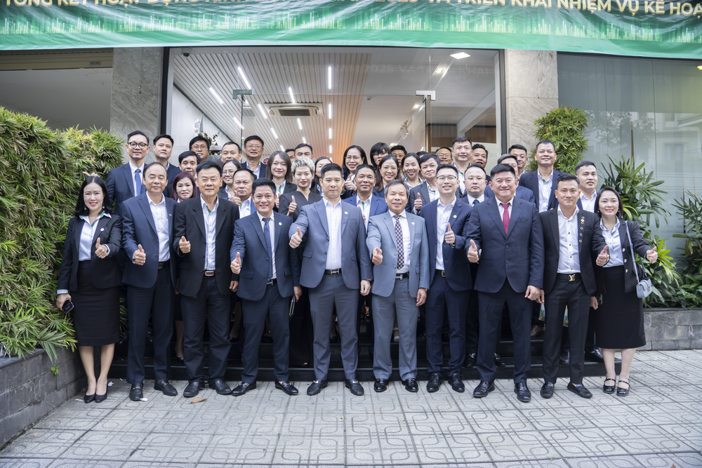 BẢO HIỂM AAA TỔ CHỨC THÀNH CÔNG HỘI NGHỊ TỔNG KẾT HOẠT ĐỘNG KINH DOANH NĂM 2025 VÀ TRIỂN KHAI NHIỆM VỤ KẾ HOẠCH NĂM 2026